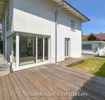 Haus zum Kaufen in Oberursel 1.500.000,00 € 267 m²