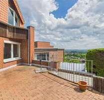 Haus zum Kaufen in Springe 349.000,00 € 225 m²