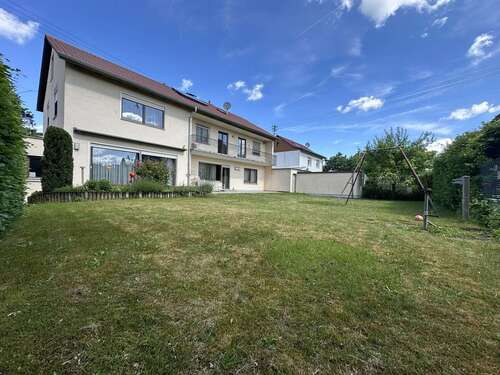 Foto - Haus zum Kaufen in Augsburg 940.000,00 € 220 m²