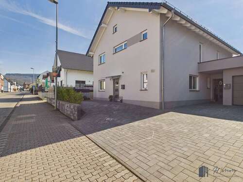 Foto - Haus zum Kaufen in Neuwied Oberbieber 675.000,00 € 242.35 m²