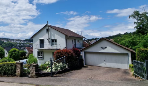 Foto - Haus zum Kaufen in Neuenbürg 840.000,00 € 246 m²