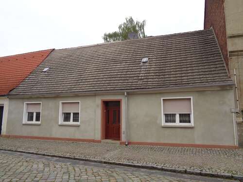 Foto - Haus zum Kaufen in Dessau-Roßlau 47.000,00 € 116 m²