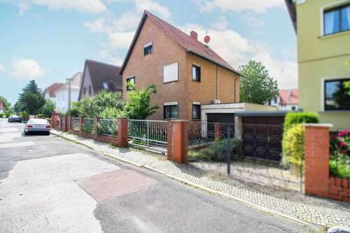 Foto - Haus zum Kaufen in Magdeburg 359.000,00 € 180 m²