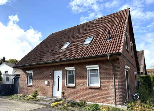 Foto - Haus zum Kaufen in Salzhausen 489.000,00 € 139 m²