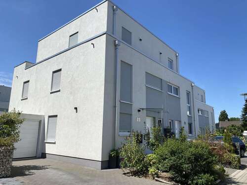 Foto - Haus zum Kaufen in Krefeld 810.000,00 € 142 m²