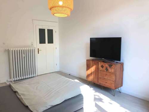 Foto - WG-Zimmer in Frankfurt am Main 700,00 € 24 m²