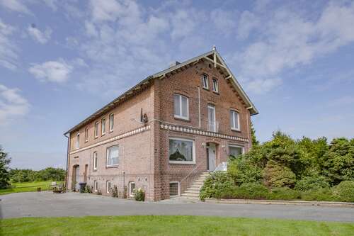 Foto - Haus zum Kaufen in Grünendeich 1.950.000,00 € 351 m²