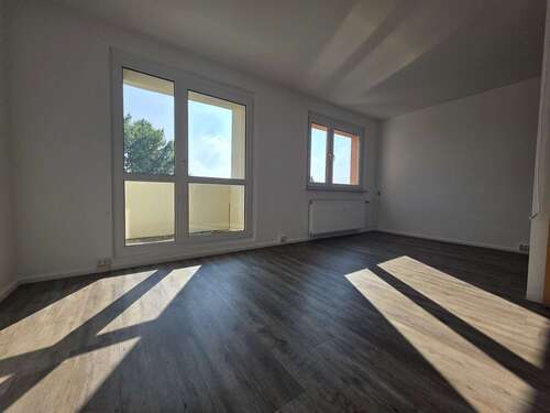 Foto - Wohnung zum Mieten in Halle 375,00 € 56.98 m²