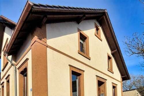 Foto - Haus zum Kaufen in Homburg 285.000,00 € 180 m²