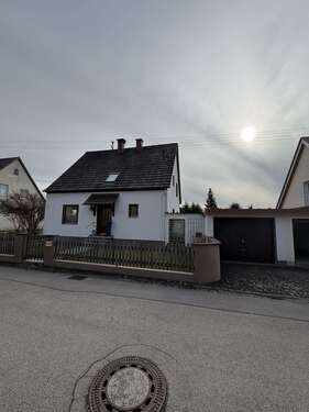 Foto - Haus zum Kaufen in Dinkelscherben 425.000,00 € 157 m²