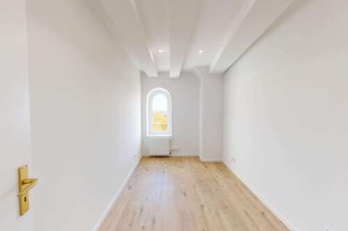 Foto - Wohnung zum Mieten in Oranienburg 450,00 € 10 m²