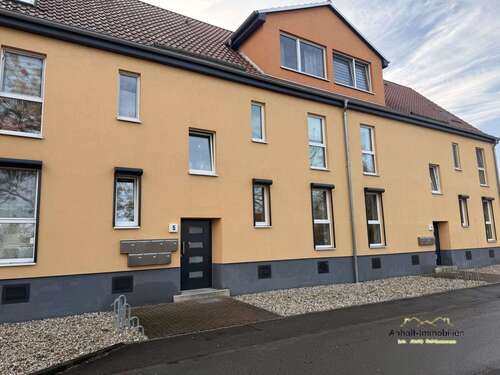 Foto - Wohnung zum Mieten in Greppin 610,00 € 72 m²