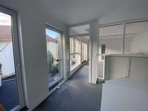 Foto - Büro in Baden-Baden 495.000,00 € 272.53 m²