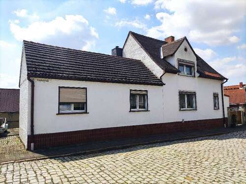 Foto - Haus zum Kaufen in Stöbnitz 99.000,00 € 140 m²