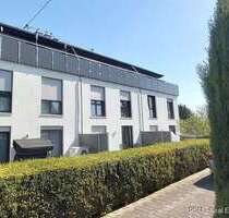 Haus zum Kaufen in Flörsheim Weilbach 820.000,00 € 215 m² - Flörsheim / Weilbach