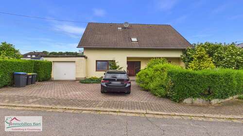 Foto - Haus zum Kaufen in Mettlach Orscholz 359.800,00 € 222 m²