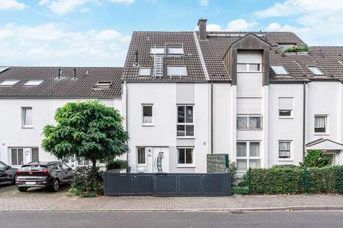 Foto - Haus zum Kaufen in Düsseldorf 1.150.000,00 € 202 m²
