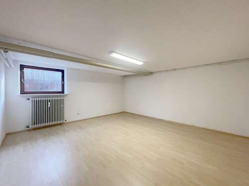 Foto - Halle in München 450,00 € 25 m²