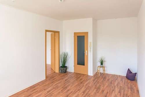 Foto - Wohnung zum Mieten in Chemnitz 326,00 € 59.23 m²