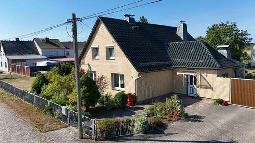 Foto - Haus zum Kaufen in Seehausen (Altmark) 229.000,00 € 150 m²