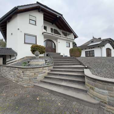 Foto - Haus zum Kaufen in Kalt 498.000,00 € 210.17 m²