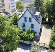 Haus zum Kaufen in München 1.699.000,00 € 282 m²