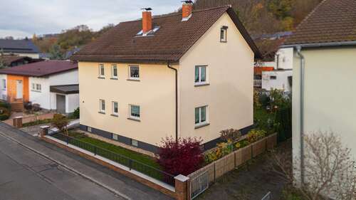 Foto - Haus zum Kaufen in Hemsbach 695.000,00 € 194.91 m²
