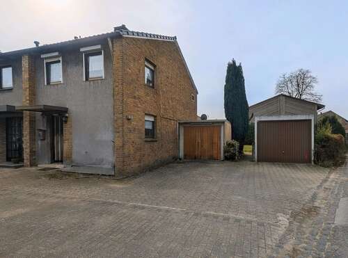 Foto - Haus zum Kaufen in Moers-Asberg 239.000,00 € 72 m²