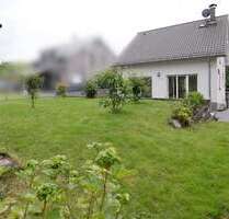 Haus zum Kaufen in Solingen 698.000,00 € 196 m² Haus zum Kaufen in Solingen 698.000,00 € 196 m²