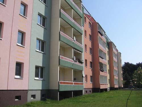 Foto - Wohnung zum Mieten in Walddrehna 462,00 € 77 m²