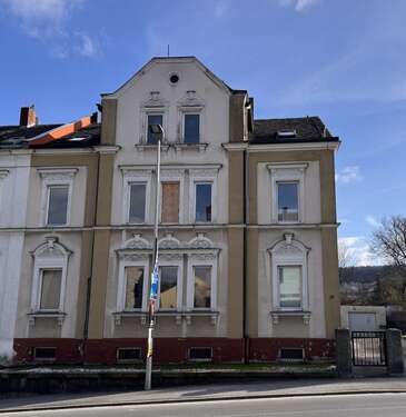 Foto - Haus zum Kaufen in Arzberg 99.000,00 € 288 m²