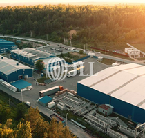 Halle in Bonn 2.947,68 € 300.8 m²