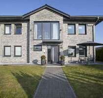 Haus zum Kaufen in Harrislee 1.200.000,00 € 240 m²