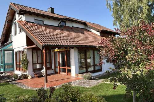 Foto - Haus zum Kaufen in Gomaringen 720.000,00 € 170 m²