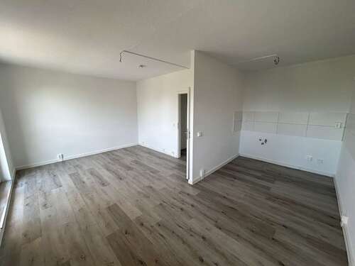 Foto - Wohnung zum Mieten in Magdeburg 510,00 € 67.04 m²