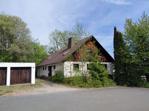 Foto - Haus zum Kaufen in Untersteinach 249.000,00 € 238 m²