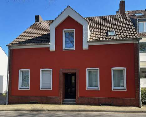 Foto - Haus zum Kaufen in Meerbusch Büderich 895.000,00 € 300 m²