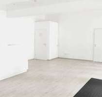 Einzelhandel in Oldenburg 1.300,00 € 90 m²