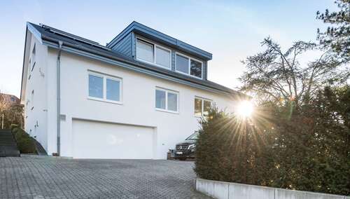 Foto - Haus zum Mieten in Bürgstadt 2.750,00 € 326 m²