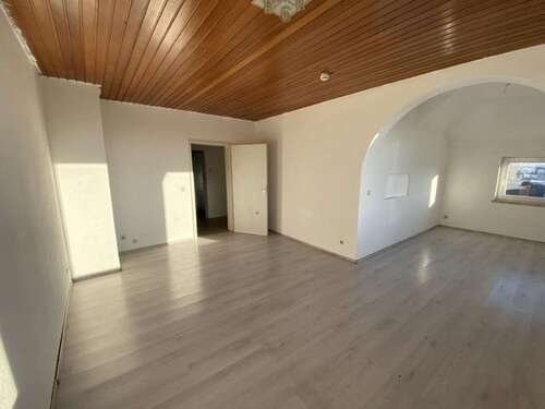 Foto - Wohnung zum Mieten in Neustadt bei Coburg 600,00 € 110 m²