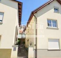 Haus zum Kaufen in Hallstadt 297.000,00 € 172.46 m²