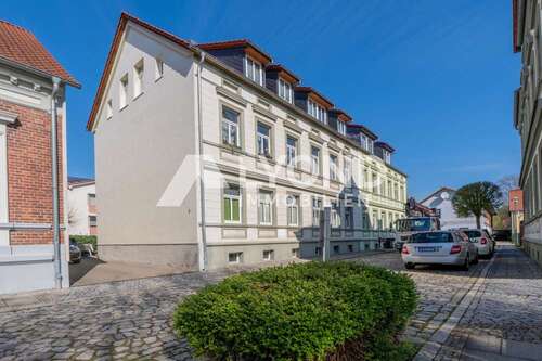Foto - Haus zum Kaufen in Oschersleben 350.000,00 € 306.17 m²