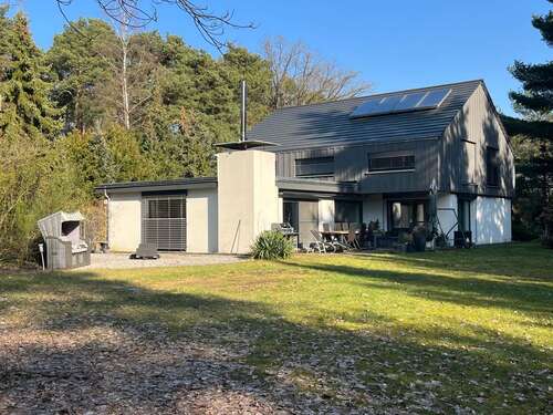 Foto - Haus zum Kaufen in Leiferde 699.000,00 € 219.5 m²
