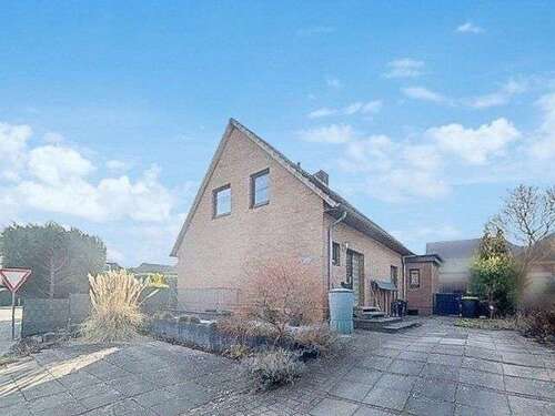 Foto - Haus zum Kaufen in Reinfeld 349.900,00 € 120 m²