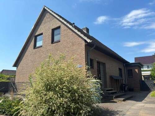 Foto - Haus zum Kaufen in Reinfeld 349.900,00 € 120 m²