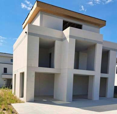 Foto - Haus zum Kaufen in Ludwigsfelde 579.000,00 € 240 m²