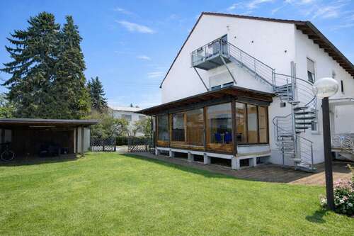 Foto - Haus zum Kaufen in Tegernheim 869.000,00 € 269 m²