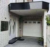 Haus zum Mieten in Köln 3.150,00 € 266 m²