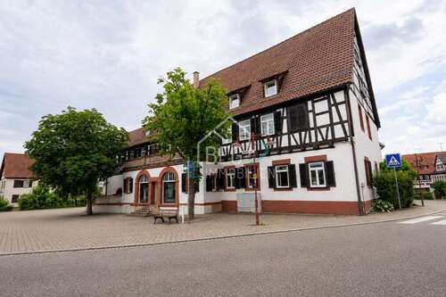 Foto - Einzelhandel in Wiernsheim 299.000,00 € 176.27 m²