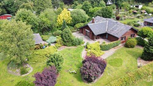 Foto - Haus zum Kaufen in Holste-Hellingst 265.000,00 € 135 m²